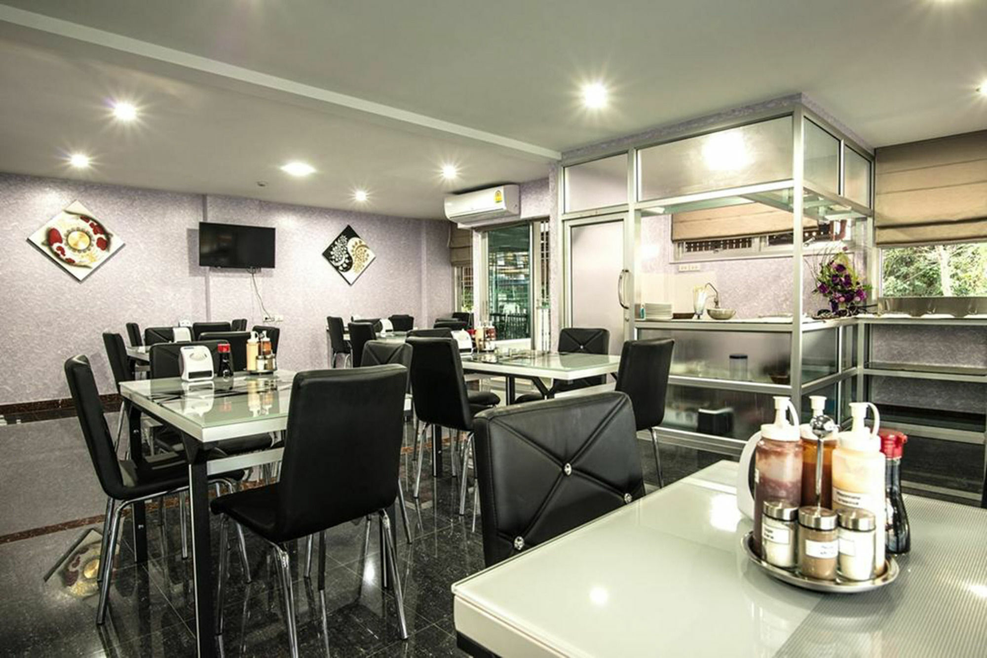Winner Sriracha Serviced Apartment Si Racha Exterior foto
