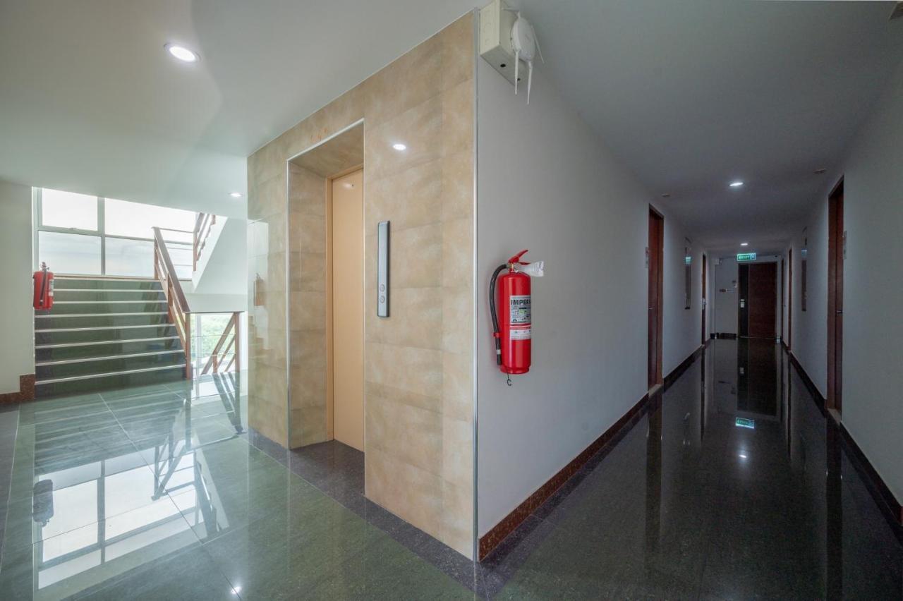 Winner Sriracha Serviced Apartment Si Racha Exterior foto
