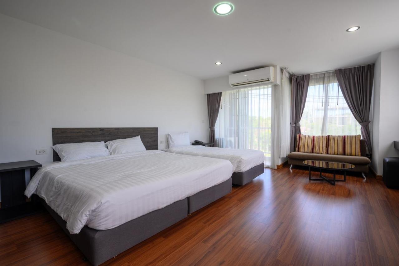 Winner Sriracha Serviced Apartment Si Racha Exterior foto